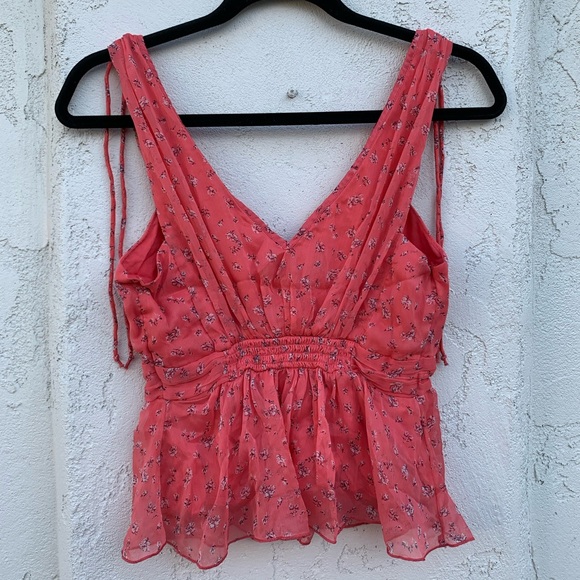 A&E Top - Picture 4 of 6